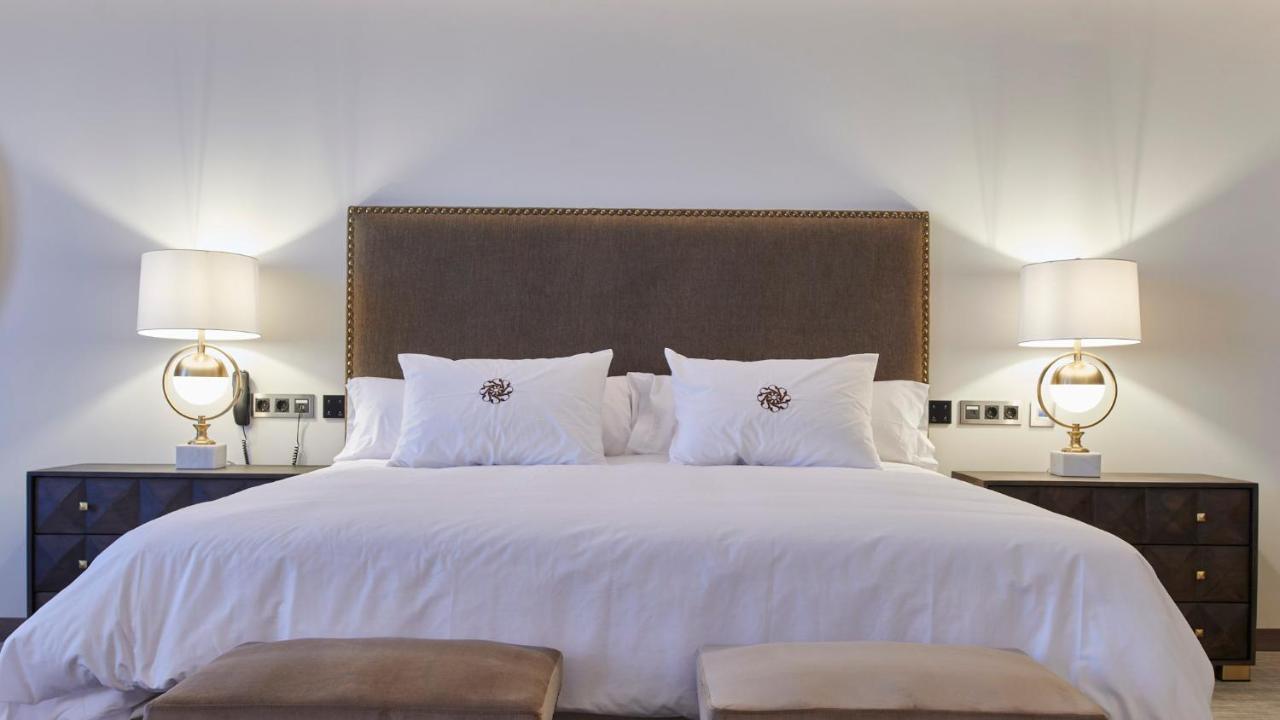 Hotel Ansares 4*